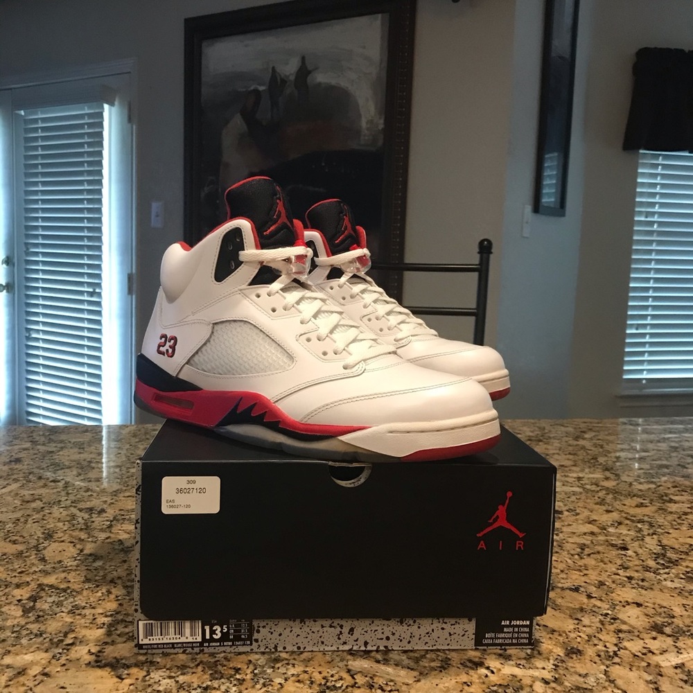 Jordan retro 5